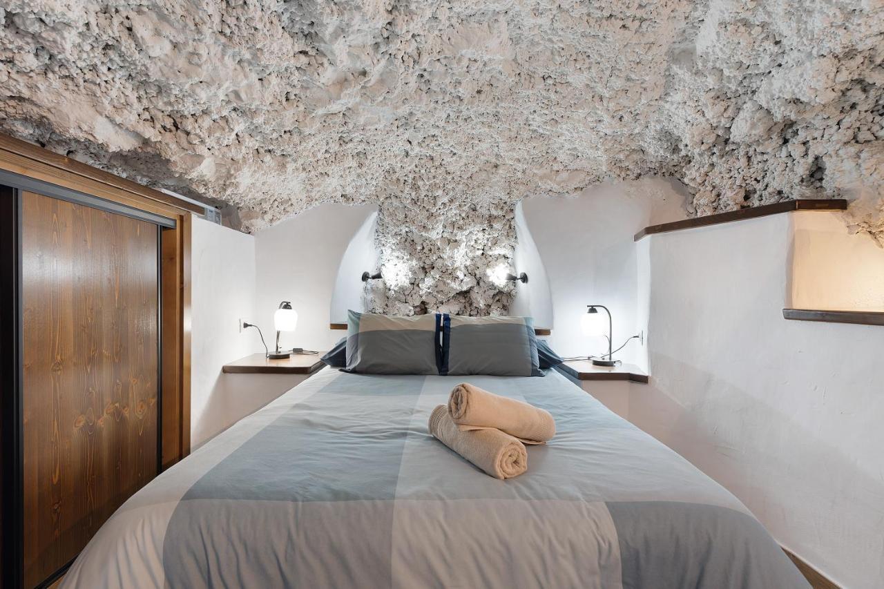 Cueva El Desvelo Apartment Tijarafe Bagian luar foto