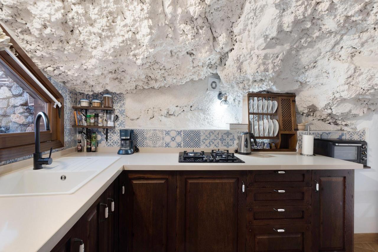 Cueva El Desvelo Apartment Tijarafe Bagian luar foto