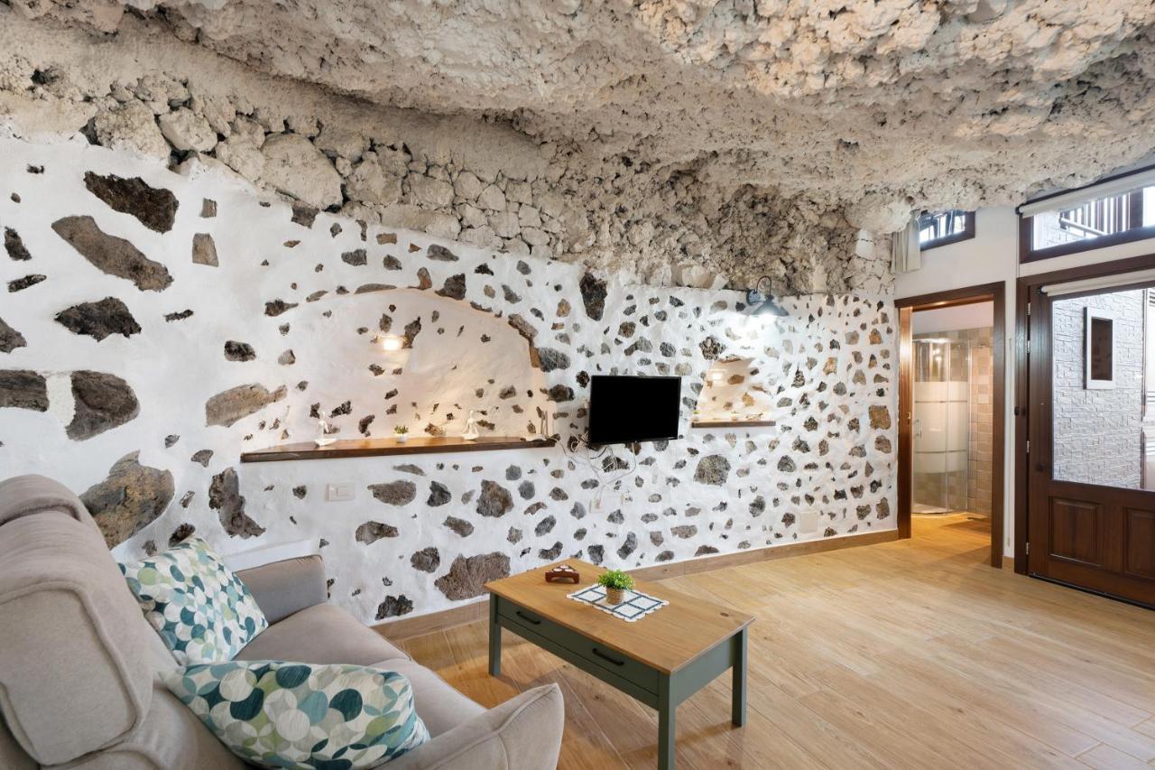 Cueva El Desvelo Apartment Tijarafe Bagian luar foto
